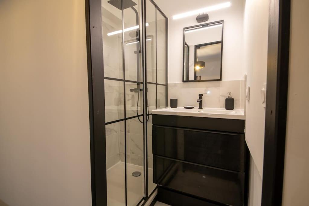 Elegant T3 Le Petit Palais Avignon Apartment Luaran gambar